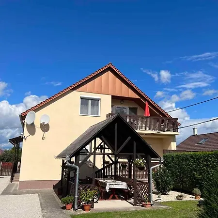 In Balatonbereny/balaton 18061