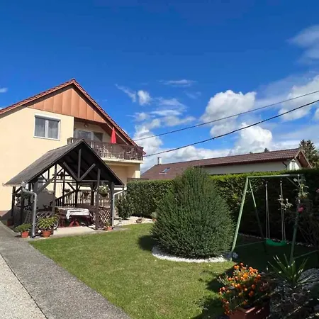 In - Balaton 18061 アパート Balatonberény