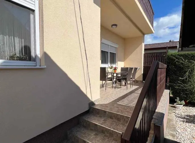 In - Balaton 18061 Appartement